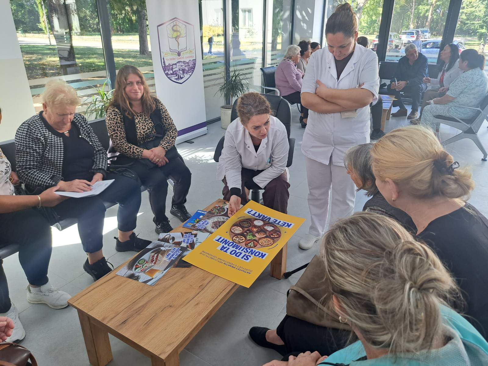 Patients Explore Everyday Food Choices at the Hospital Health Station