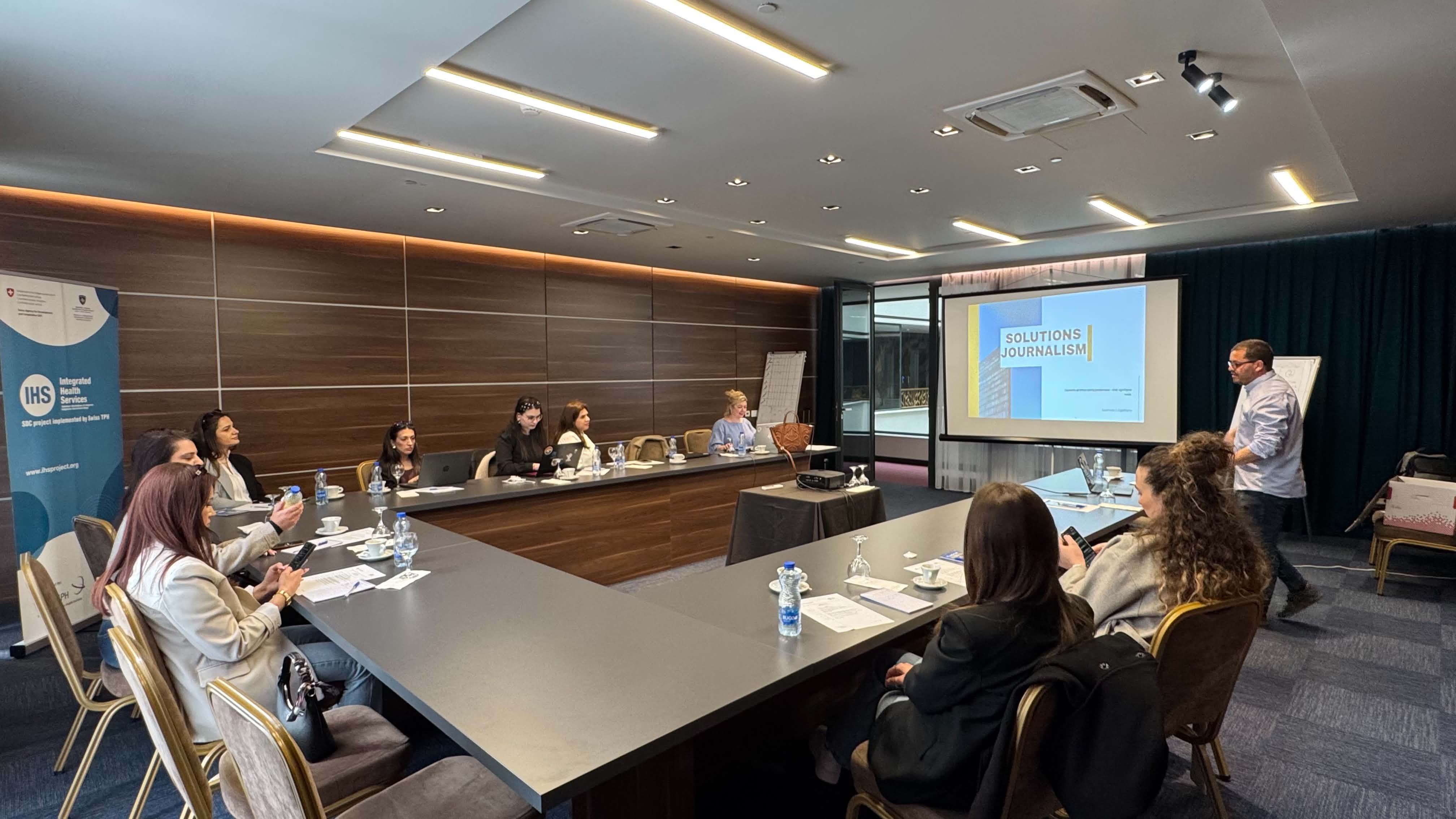 Journalists Explore Solutions-Oriented Health Reporting
